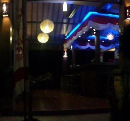 Coral Beach Pizza Cottages Gili Trawangan Buitenkant foto